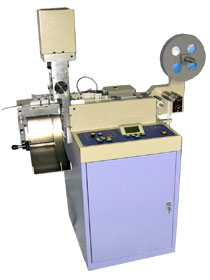 High speed ultrasonic label cutter